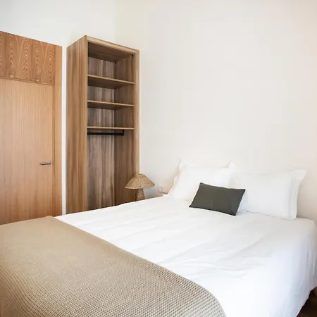 Azcarraga Apartment