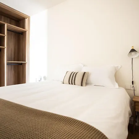 Azcarraga Apartment *